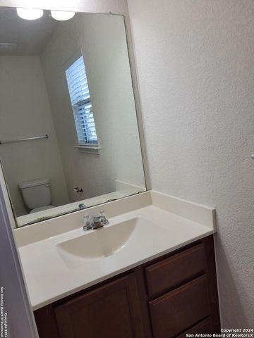 105 HINGE CHASE, Cibolo, TX 78108