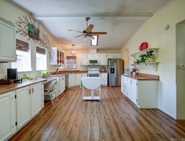 227 Century Circle, Hot Springs, AR 71913