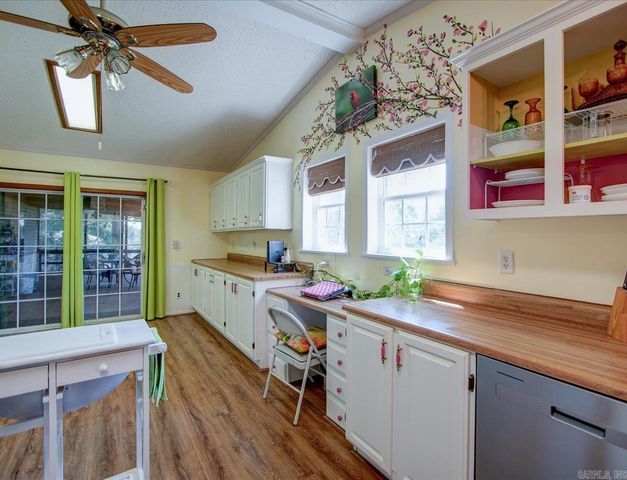 227 Century Circle, Hot Springs, AR 71913