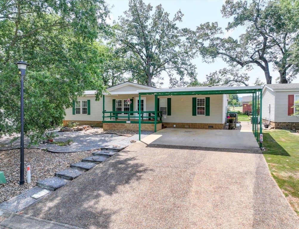 227 Century Circle, Hot Springs, AR 71913
