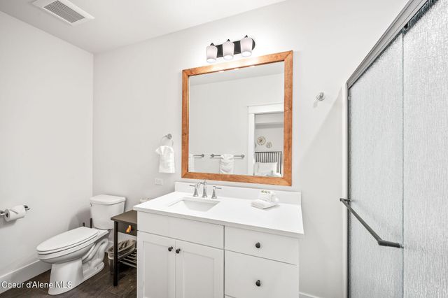 215 W Foster AVE, Coeur D'alene, ID 83814