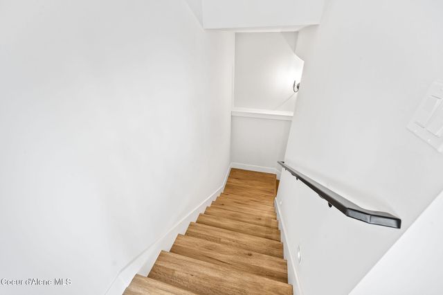 215 W Foster AVE, Coeur D'alene, ID 83814