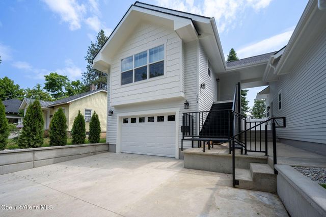 215 W Foster AVE, Coeur D'alene, ID 83814