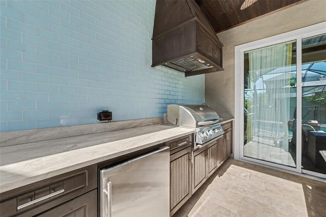 5806 SHELL RIDGE DRIVE, Lithia, FL 33547