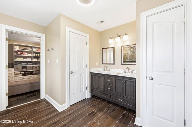 6702 Northwind Way, Crestwood, KY 40014