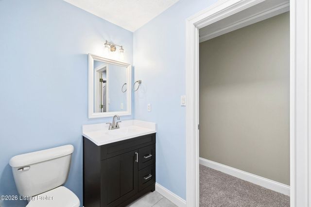 6702 Northwind Way, Crestwood, KY 40014