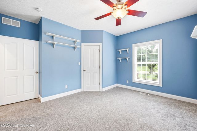 6702 Northwind Way, Crestwood, KY 40014