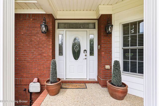 6702 Northwind Way, Crestwood, KY 40014