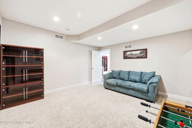 6702 Northwind Way, Crestwood, KY 40014