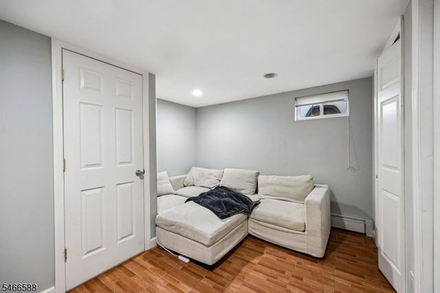 79 Merselis Ave, Clifton City, NJ 07011