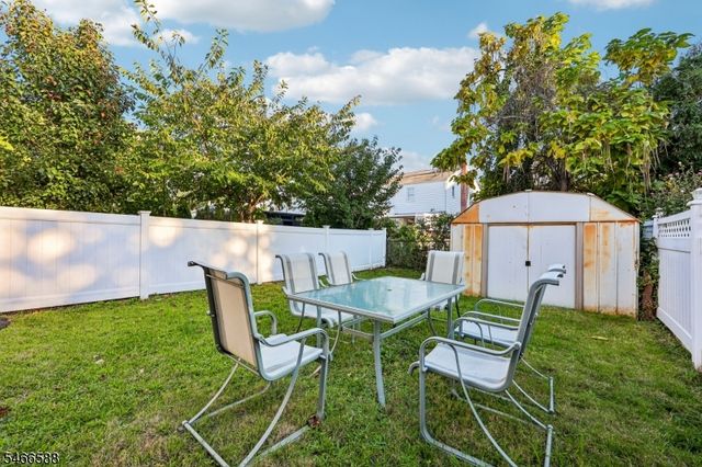 79 Merselis Ave, Clifton City, NJ 07011