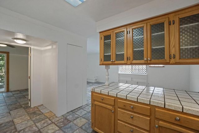 1005 Dover Dr, Lodi, CA 95242