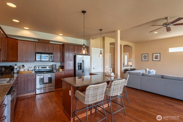 23466 Sunserra Loop NW, Quincy, WA 98848