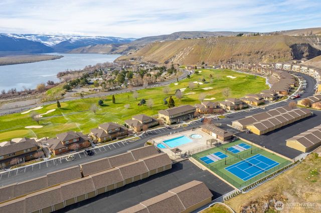 23466 Sunserra Loop NW, Quincy, WA 98848