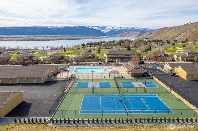 23466 Sunserra Loop NW, Quincy, WA 98848