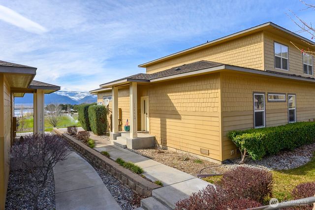 23466 Sunserra Loop NW, Quincy, WA 98848