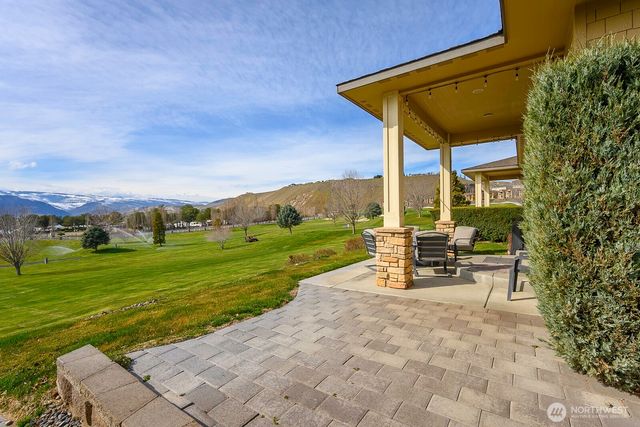 23466 Sunserra Loop NW, Quincy, WA 98848