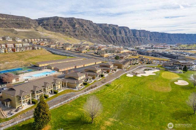 23466 Sunserra Loop NW, Quincy, WA 98848