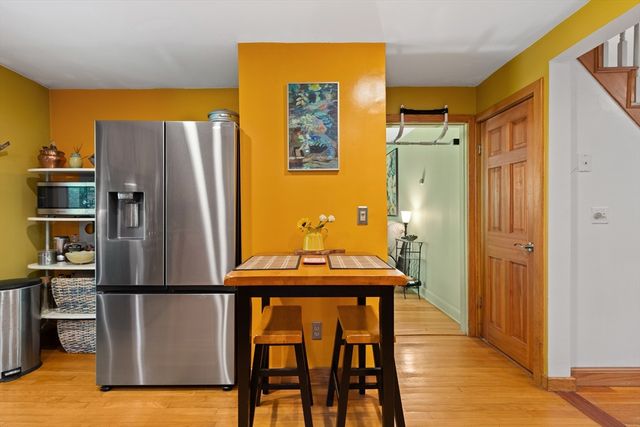 64 Lakeside Dr, Groton, MA 01450