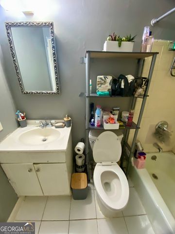 6907 Stephens Dr, Rex, GA 30273