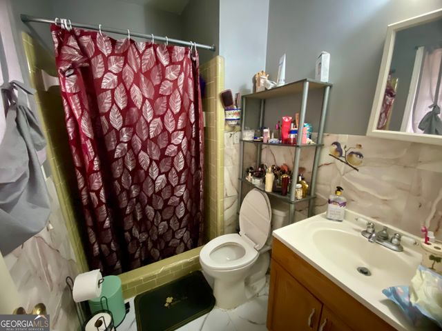 6907 Stephens Dr, Rex, GA 30273