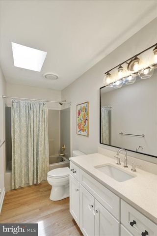 415 GREENVILLE RD, Denver, PA 17517