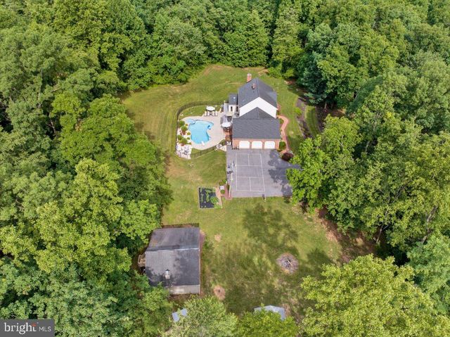 415 GREENVILLE RD, Denver, PA 17517