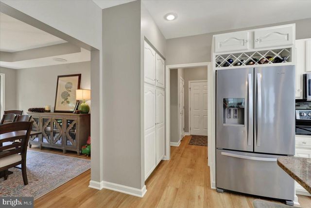 415 GREENVILLE RD, Denver, PA 17517