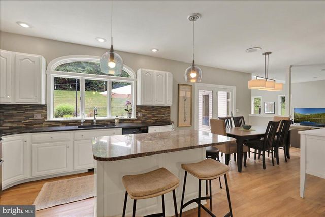 415 GREENVILLE RD, Denver, PA 17517