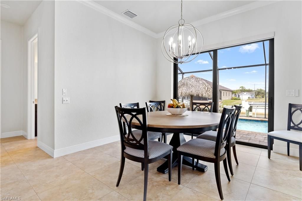 Image 16 of property listing at 1431 SW 40th TER, Cape Coral, FL 33914