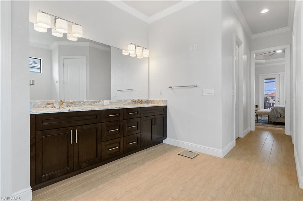 Image 23 of property listing at 1431 SW 40th TER, Cape Coral, FL 33914
