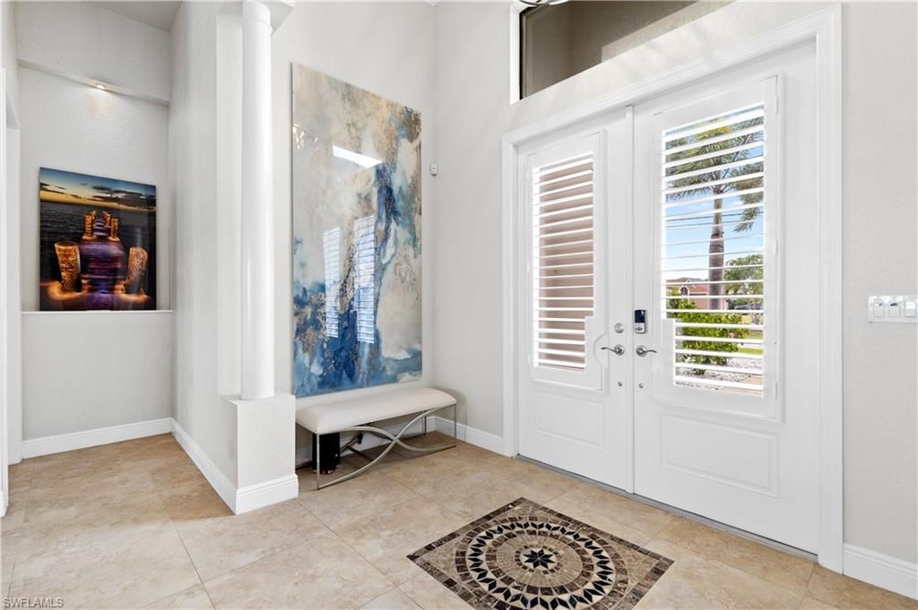 Image 3 of property listing at 1431 SW 40th TER, Cape Coral, FL 33914