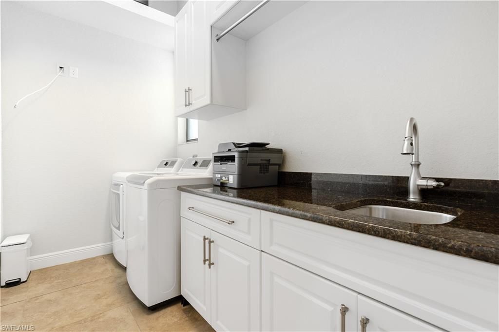 Image 30 of property listing at 1431 SW 40th TER, Cape Coral, FL 33914