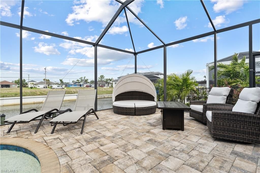 Image 40 of property listing at 1431 SW 40th TER, Cape Coral, FL 33914