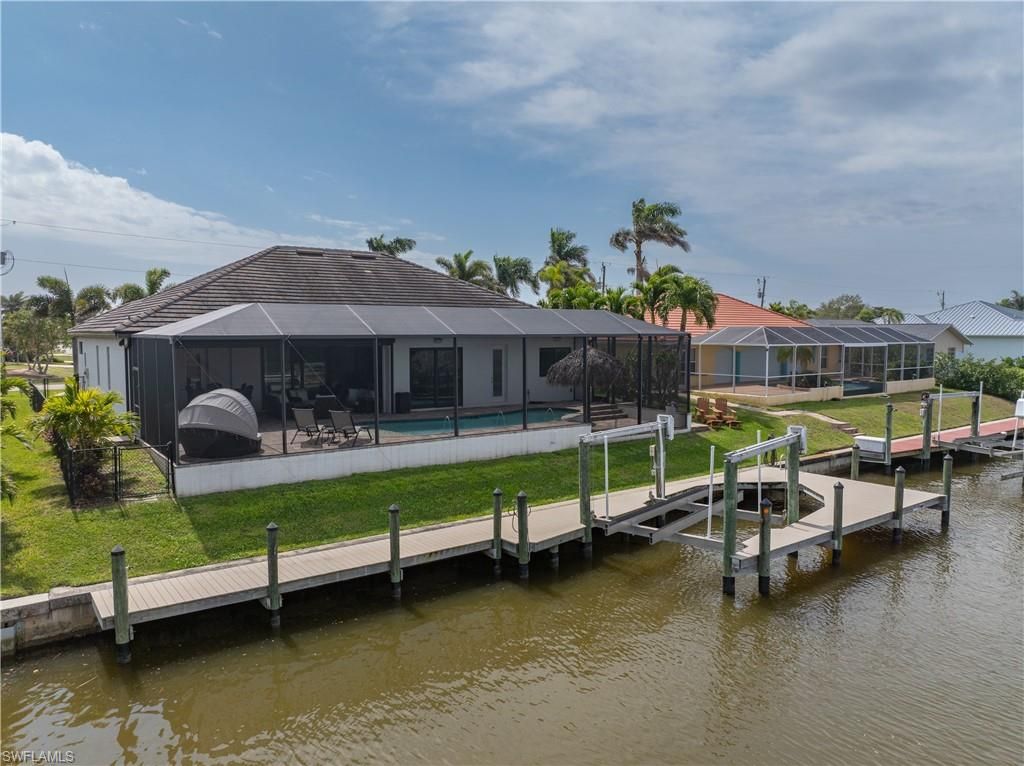 Image 43 of property listing at 1431 SW 40th TER, Cape Coral, FL 33914