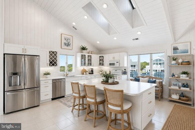 37135 OCEAN PARK LN, Fenwick Island, DE 19944