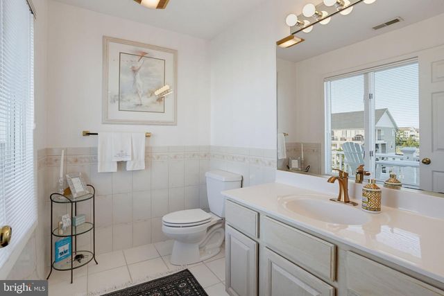 37135 OCEAN PARK LN, Fenwick Island, DE 19944