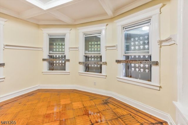 31 Voorhees St, Newark City, NJ 07108