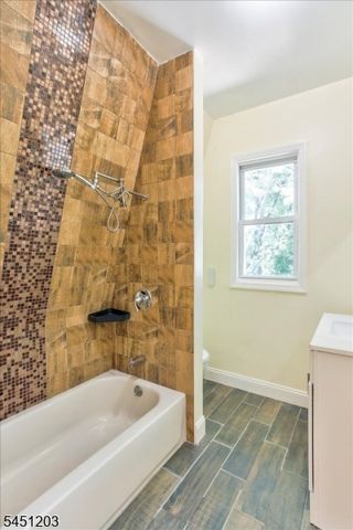 31 Voorhees St, Newark City, NJ 07108