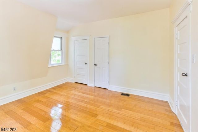 31 Voorhees St, Newark City, NJ 07108