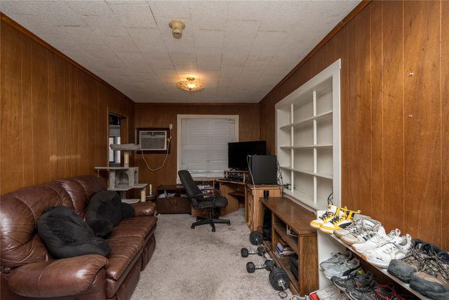 1829 47th Street, Des Moines, IA 50310
