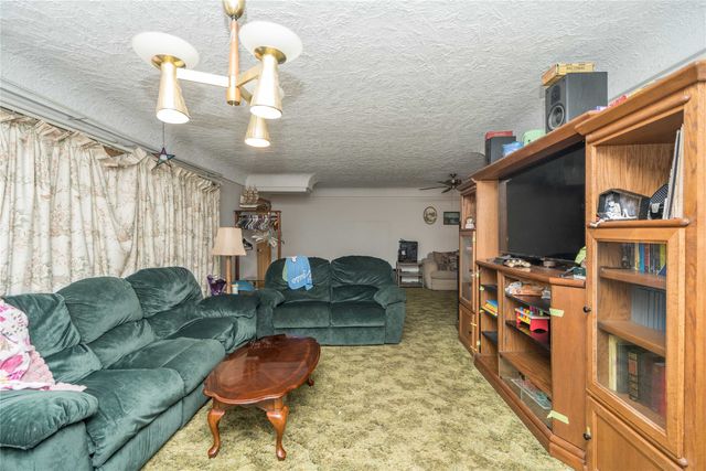 1829 47th Street, Des Moines, IA 50310
