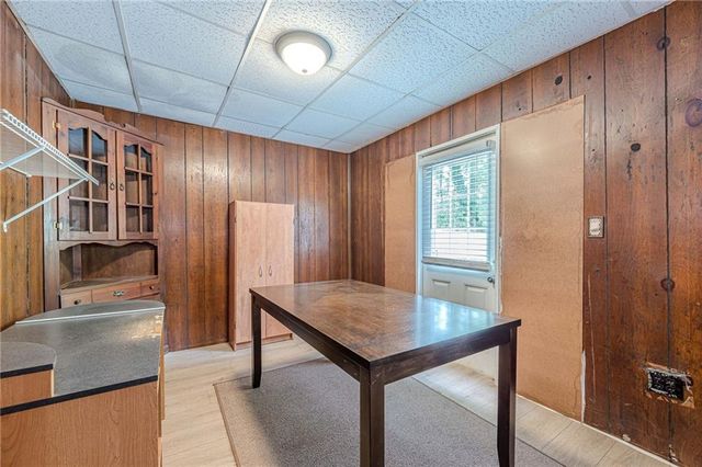 90 SE Valley Trail SE, Acworth, GA 30101