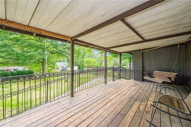 90 SE Valley Trail SE, Acworth, GA 30101
