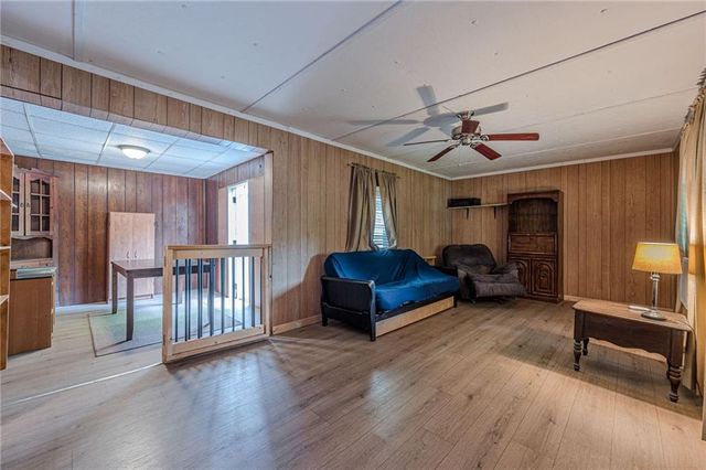 90 SE Valley Trail SE, Acworth, GA 30101