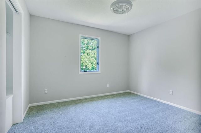 222 Chippewa Lane, Lake Winnebago, MO 64034