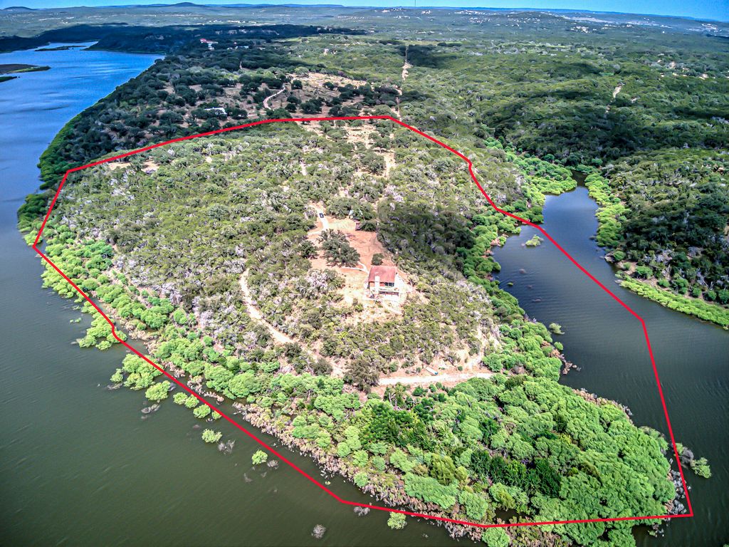 Image 20 of property listing at 920 Boultinghouse Rd, Marble Falls, TX 78654