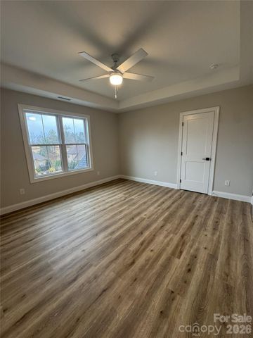 112 Wexford Pointe 5, Hickory, NC 28601