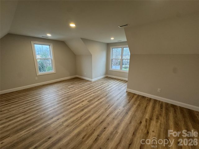 112 Wexford Pointe 5, Hickory, NC 28601