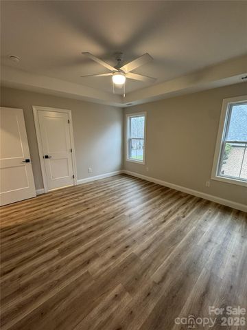112 Wexford Pointe 5, Hickory, NC 28601